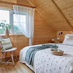 W Brzozowym Gaju * Lubiatowo (Pomerania)