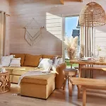 W Brzozowym Gaju Tatil Evi Lubiatowo (Pomerania)
