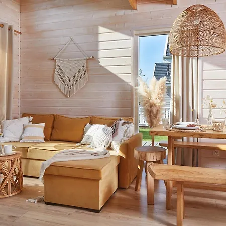 W Brzozowym Gaju Tatil Evi Lubiatowo (Pomerania)