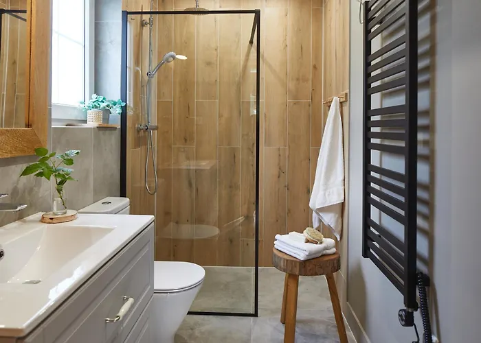 W Brzozowym Gaju Lubiatowo (Pomerania)