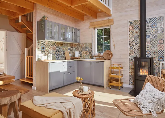 W Brzozowym Gaju Semesterbostad Lubiatowo (Pomerania)